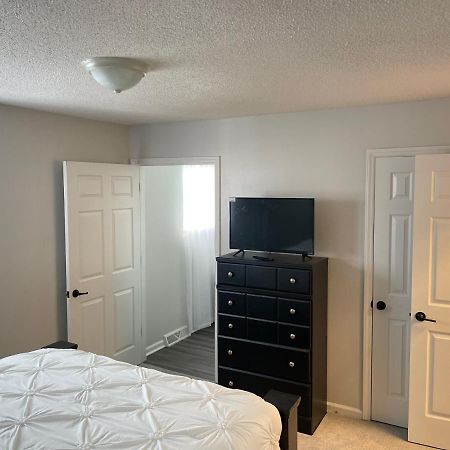 Spacious 1King Bd/2Queen Bd/* 1 Mile From I-85 Lexington Luaran gambar