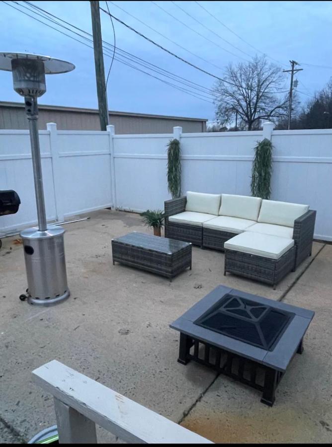 Spacious 1King Bd/2Queen Bd/* 1 Mile From I-85 Lexington Luaran gambar